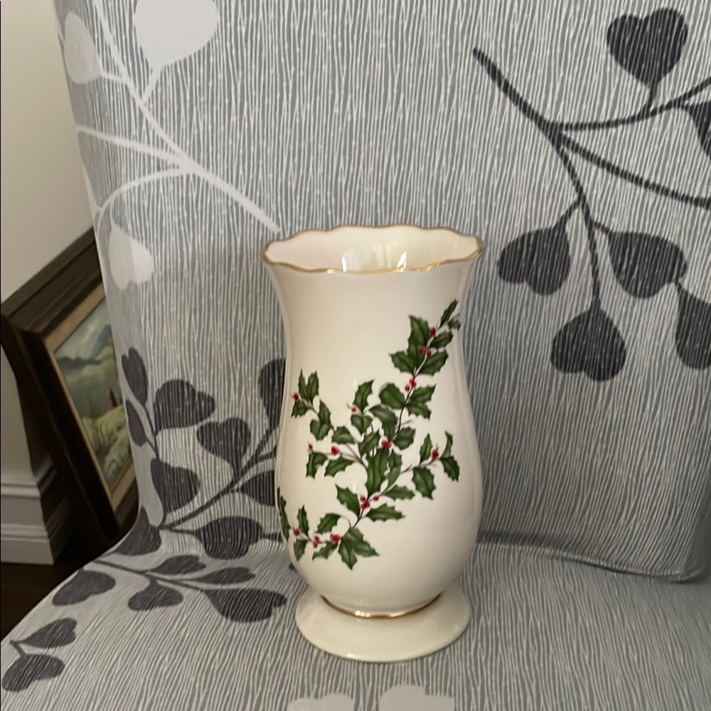 Elegant Cream Vase with Holly Design by Lennox